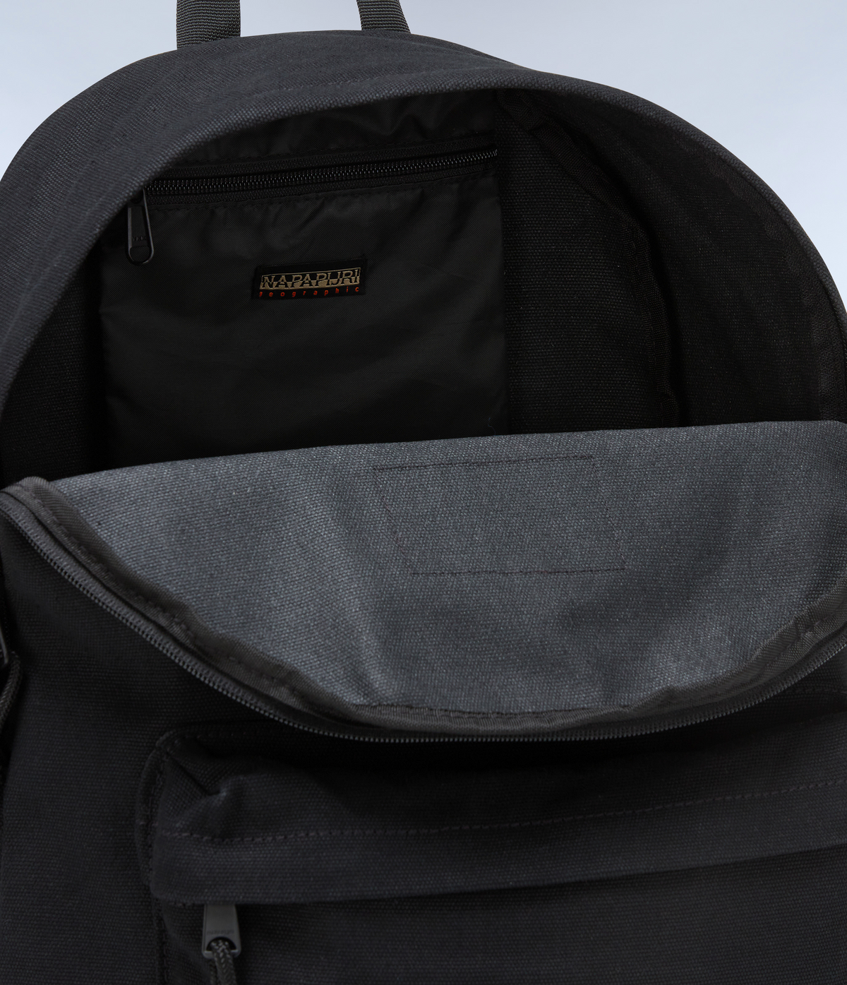 Hering Backpack - 20.8 Lt Black - 6
