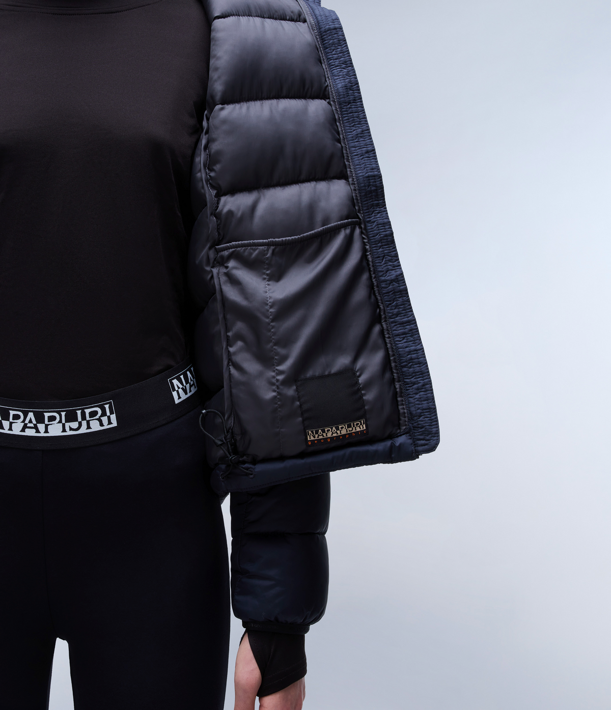 Aerons Rise Hooded Puffer Jacket Black - 6