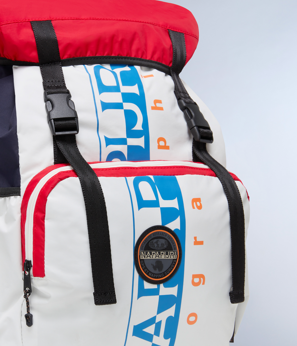 Curver Backpack - 27.5 Lt White Whisper - 6