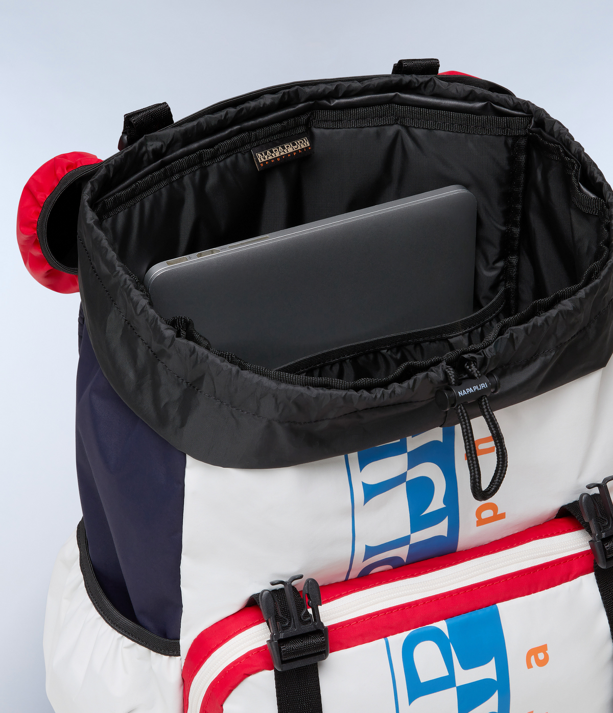 Curver Backpack - 27.5 Lt White Whisper - 7