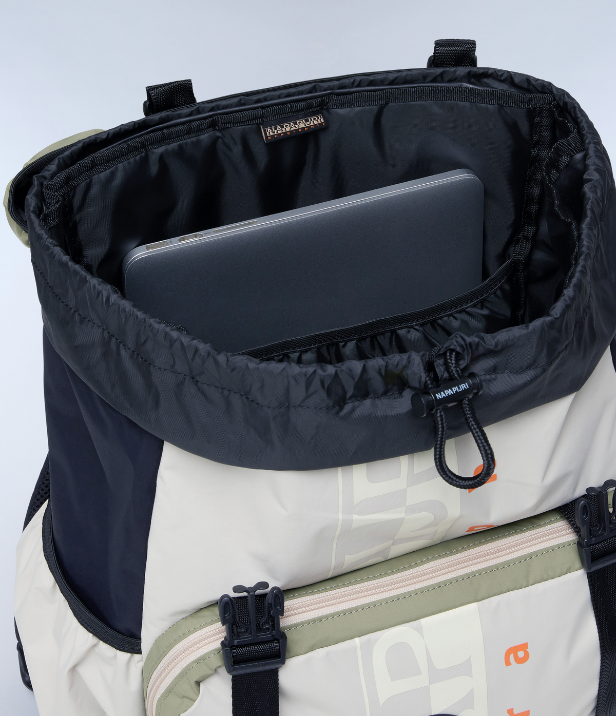 Curver Backpack - 27.5 Lt Beige Silver - 7