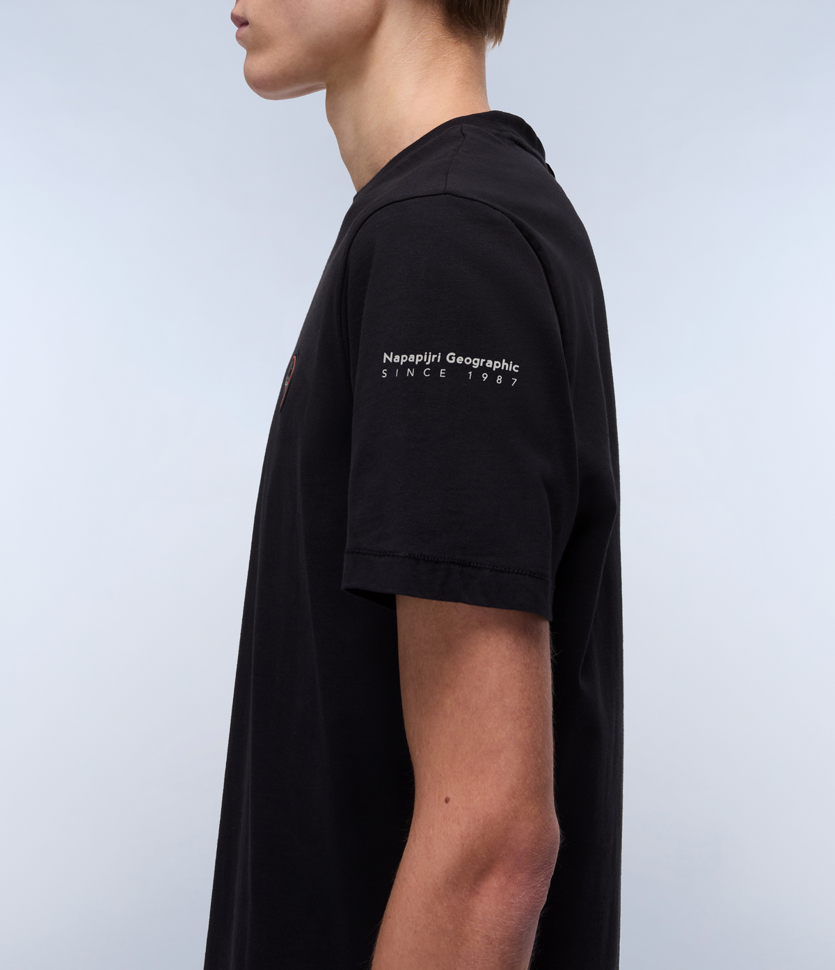 Kurzarm-T-Shirt Badge  - 7