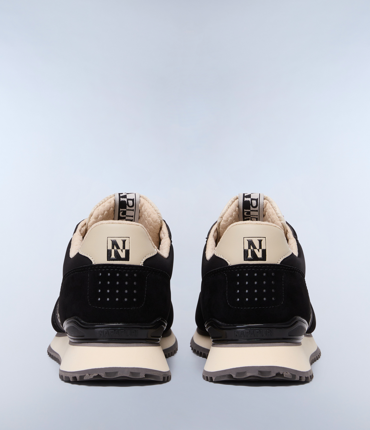 Sneaker Cosmos  - 2