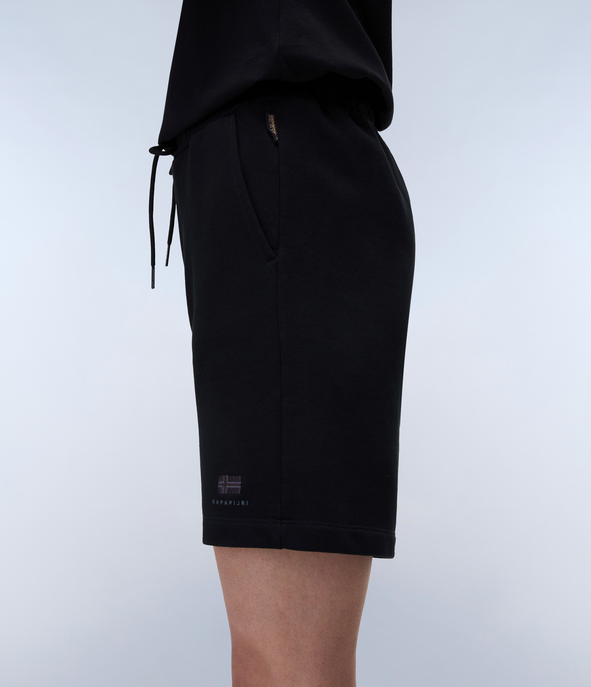 Nina Bermudashort  - 5