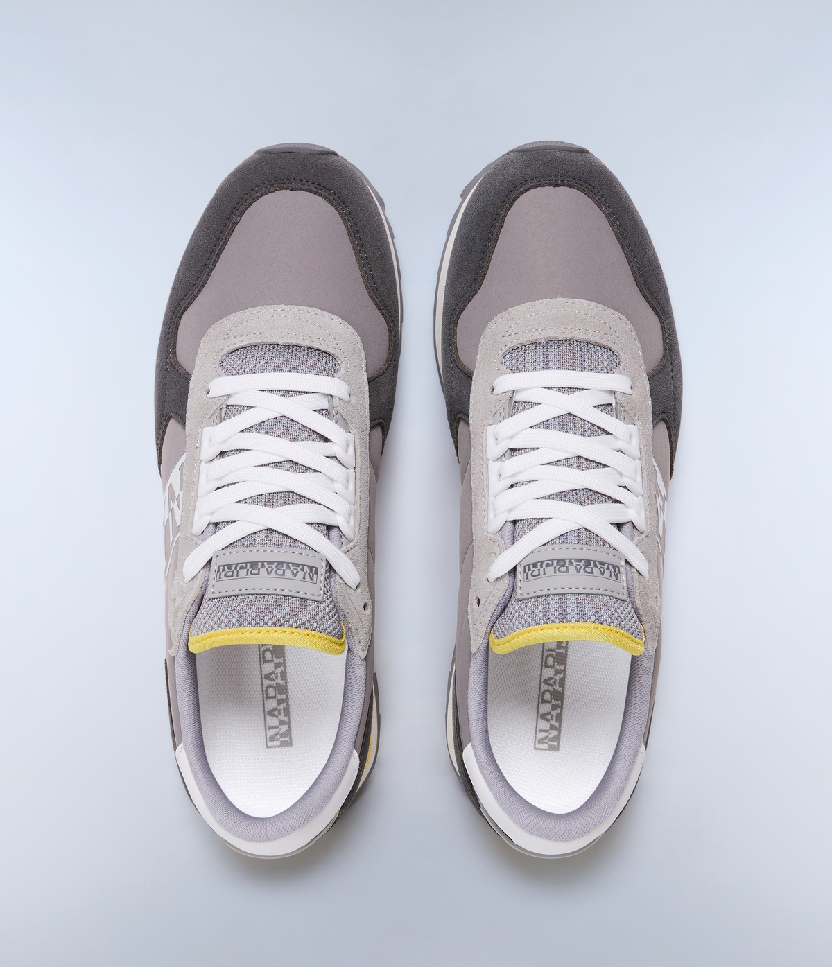 Sneaker Stab  - 4