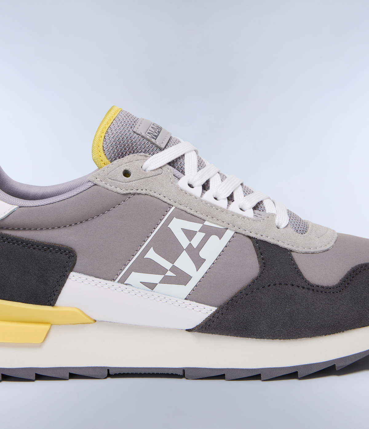 Sneaker Stab  - 8