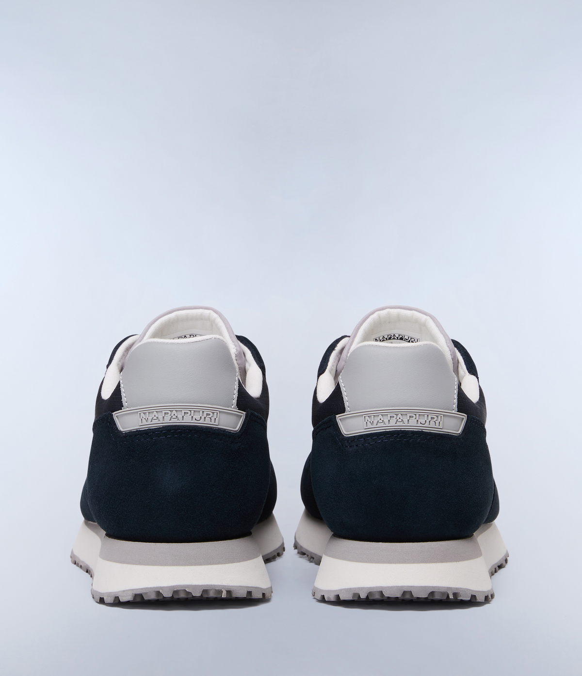 Sneaker Nova  - 2